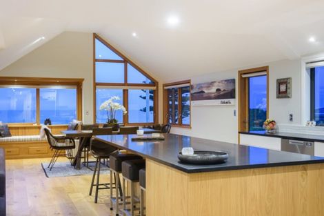 Photo of property in 85 Marine Parade, Mount Maunganui, 3116