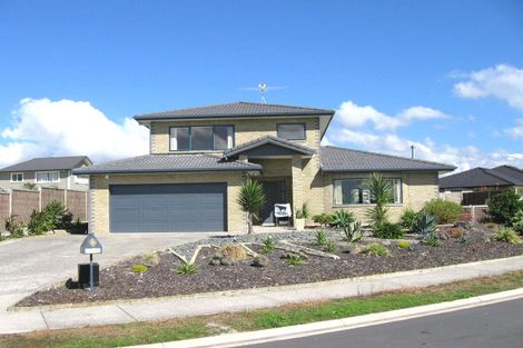 Photo of property in 3 Wakaroa Avenue, Te Atatu Peninsula, Auckland, 0610