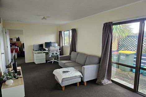 Photo of property in 41 Livingstone Avenue, Nawton, Hamilton, 3200