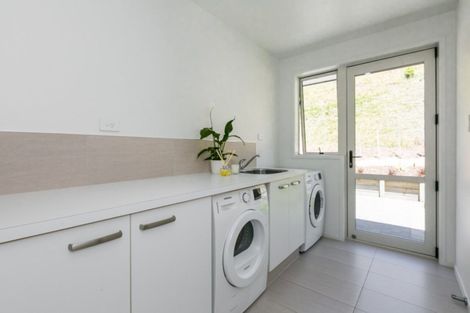 Photo of property in 313 Durham Drive, Havelock North, 4130