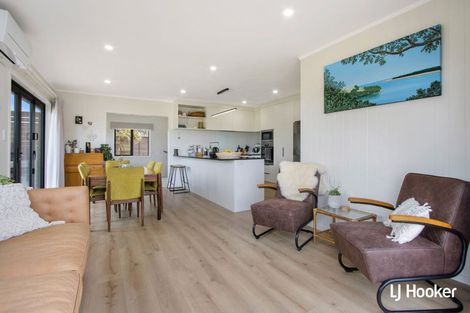 Photo of property in 68 The Crescent, Waihi Beach, 3611