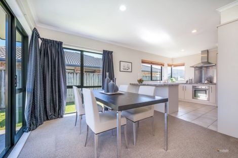 Photo of property in 24 Pinehill Crescent, Trentham, Upper Hutt, 5018