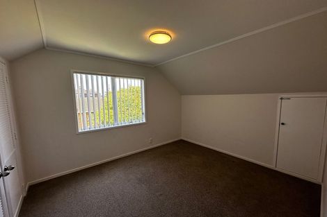 Photo of property in 2/88 Aviemore Drive, Highland Park, Auckland, 2010