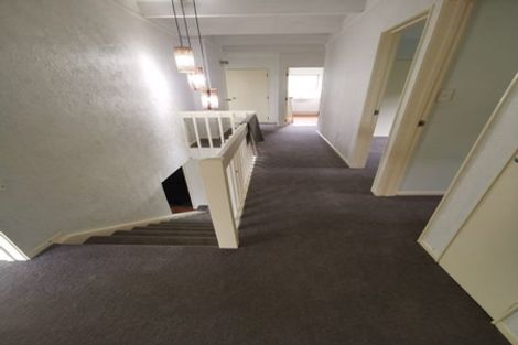 Photo of property in 13 Malters Place, Browns Bay, Auckland, 0630