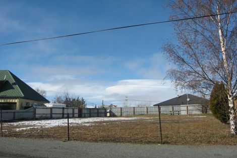 Photo of property in 15 Braemar Place, Twizel, 7901