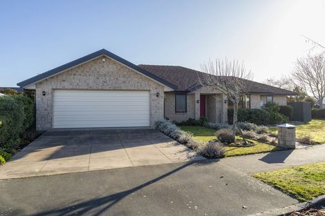 Photo of property in 20 Pohutukawa Crescent, Parklands, Christchurch, 8083