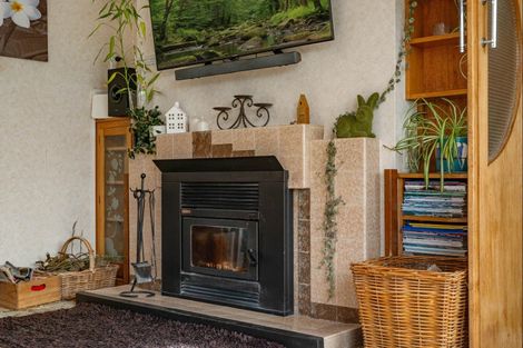 Photo of property in 55 Queen Street, Te Puke, 3119