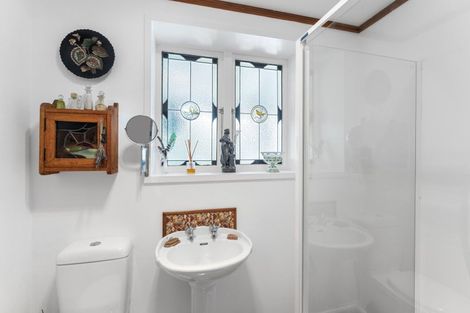 Photo of property in 17 Makora Road, Otaihanga, Paraparaumu, 5036