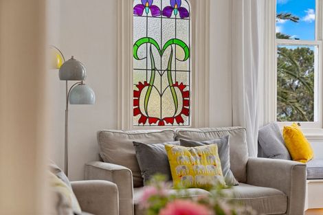 Photo of property in 4 Hinemoa Terrace, Birkenhead, Auckland, 0626