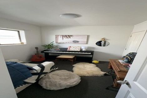 Photo of property in 910a Grove Road, Mayfair, Hastings, 4122