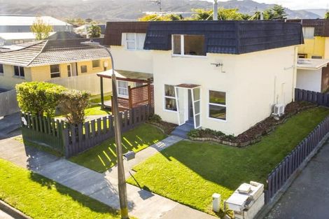 Photo of property in 5b William Booth Grove, Trentham, Upper Hutt, 5018