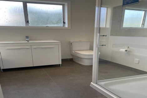 Photo of property in 202 Manuka Road, Bayview, Auckland, 0629