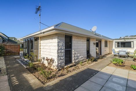 Photo of property in 104a Church Street, Mosgiel, 9024