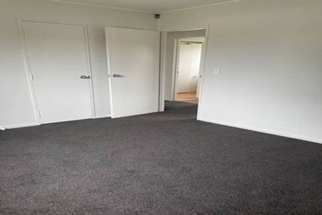 Photo of property in 1/100 Shifnal Drive, Randwick Park, Auckland, 2105