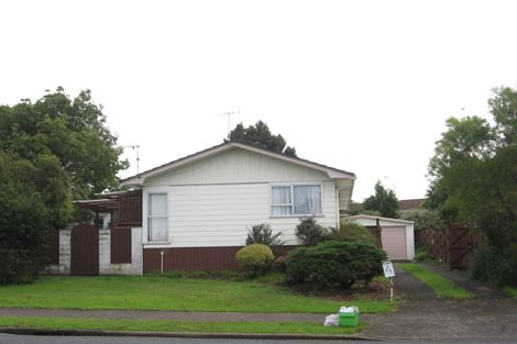 Photo of property in 75 Casuarina Road, Half Moon Bay, Auckland, 2012