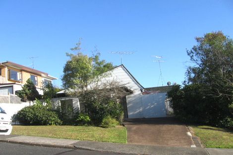 Photo of property in 23 Mountbatten Avenue, Hillcrest, Auckland, 0627