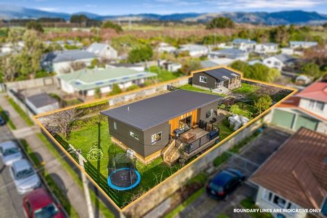Photo of property in 95 Atkinson Avenue, Otaki Beach, Otaki, 5512