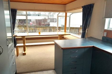 Photo of property in 2/23 The Glade S, Pukekohe, 2120