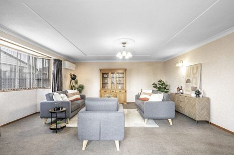 Photo of property in 37 Renfrew Street, Waikiwi, Invercargill, 9810