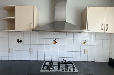 Photo of property in 9 Battersby Avenue, Mount Roskill, Auckland, 1041