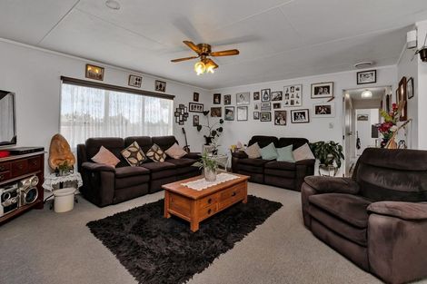 Photo of property in 136 George Street, Hikurangi, 0114