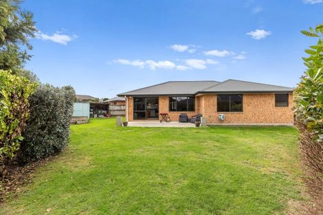 Photo of property in 16 Edward Street, Grandview Heights, Hamilton, 3200