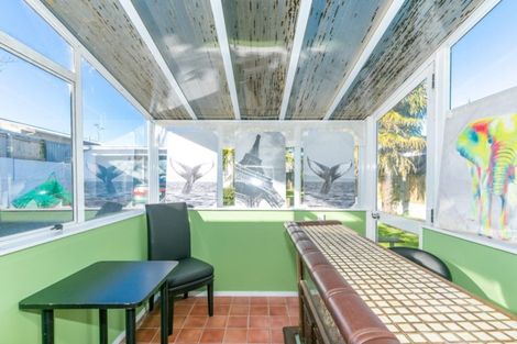 Photo of property in 15 Livingstone Avenue, Nawton, Hamilton, 3200