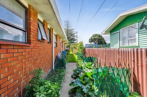 Photo of property in 301a South Road, Hawera, 4610