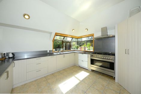 Photo of property in 33 O'connor Place, Burnside, Christchurch, 8053