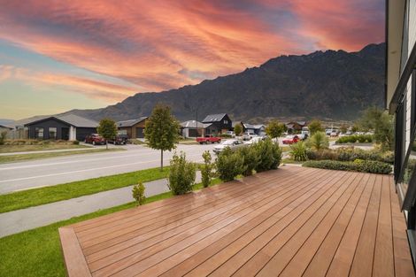 Photo of property in 83 Jack Hanley Drive, Jacks Point, Queenstown, 9371