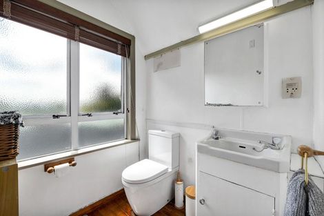 Photo of property in 3 Surrey Street, Stratford, 4332