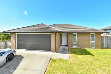 Photo of property in 12 Helenvale Crescent, Pokeno, 2402
