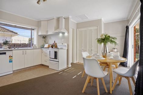 Photo of property in 23 Farrington Avenue, Bishopdale, Christchurch, 8053