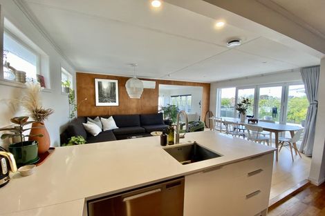 Photo of property in 86 Wharf Road, Te Atatu Peninsula, Auckland, 0610