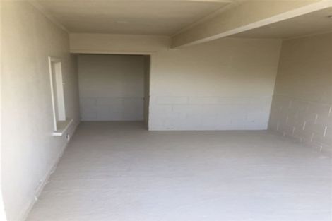 Photo of property in 594 Glenfield Road, Bayview, Auckland, 0629