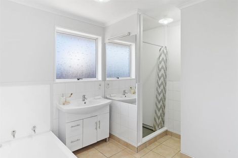 Photo of property in 100 Patterson Terrace, Halswell, Christchurch, 8025