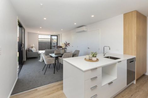 Photo of property in 2/46 Division Street, Riccarton, Christchurch, 8041