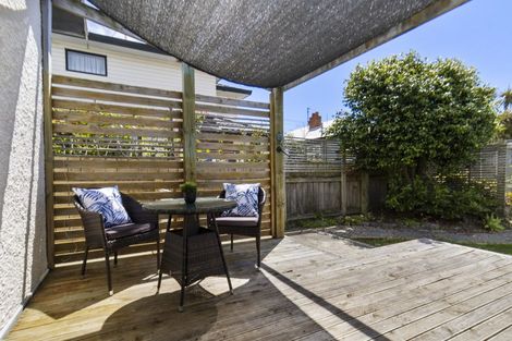 Photo of property in 33 Devonshire Road, Miramar, Wellington, 6022