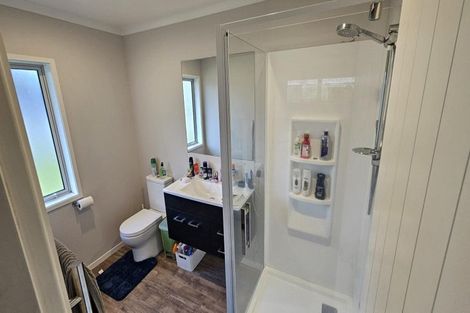 Photo of property in 10 Garrett Drive, Whalers Gate, New Plymouth, 4310