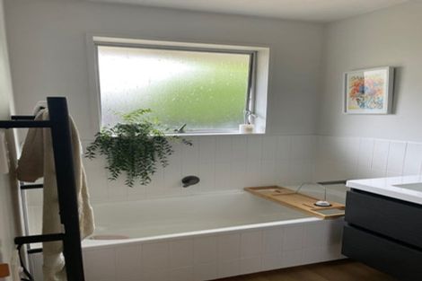 Photo of property in 1/4 Whitfield Street, Sumner, Christchurch, 8081