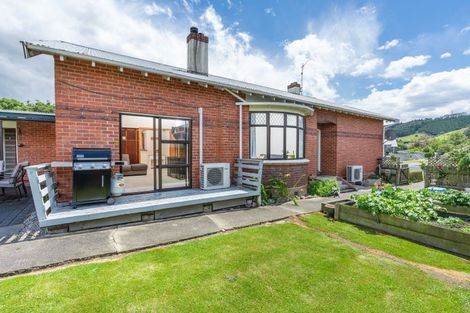 Photo of property in 7 Skerries Street, Outram, 9019