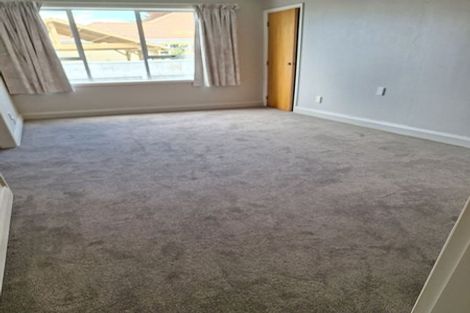 Photo of property in 27a Wallath Road, Westown, New Plymouth, 4310