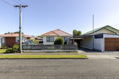Photo of property in 5 Seddon Street, Westown, New Plymouth, 4310