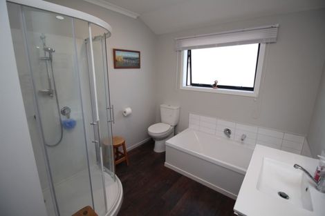 Photo of property in 7 Guthrie Court, Bulls, 4818