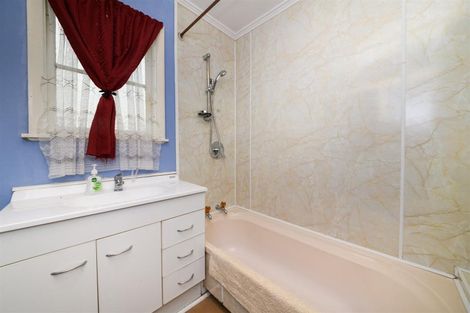 Photo of property in 11 Rira Street, Marton, 4710