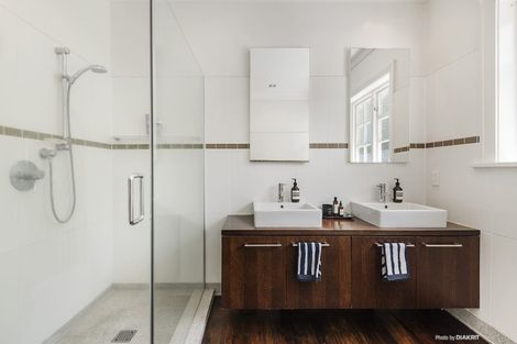 Photo of property in 11 Ariki Road, Hataitai, Wellington, 6021