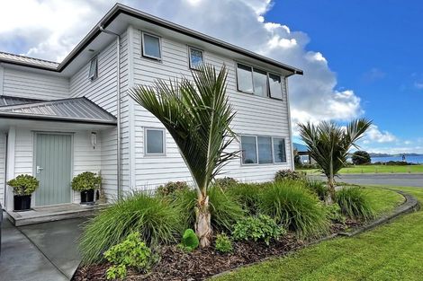 Photo of property in 2 Trevally Place, Snells Beach, 0920