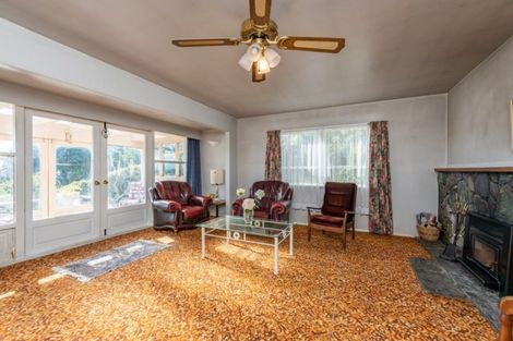 Photo of property in 43 Kotare Street, Waikanae, 5036