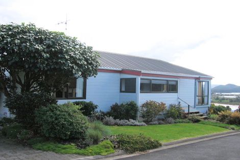 Photo of property in 136 Tirohanga Drive, Whangamata, 3620