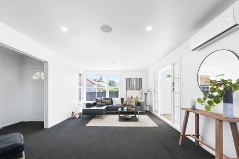 Photo of property in 47 Montgomery Crescent, Bader, Hamilton, 3206